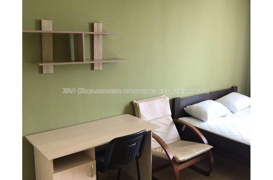 Продам квартиру, Малиновская ул. , 1  ком., 40 м², евроремонт 