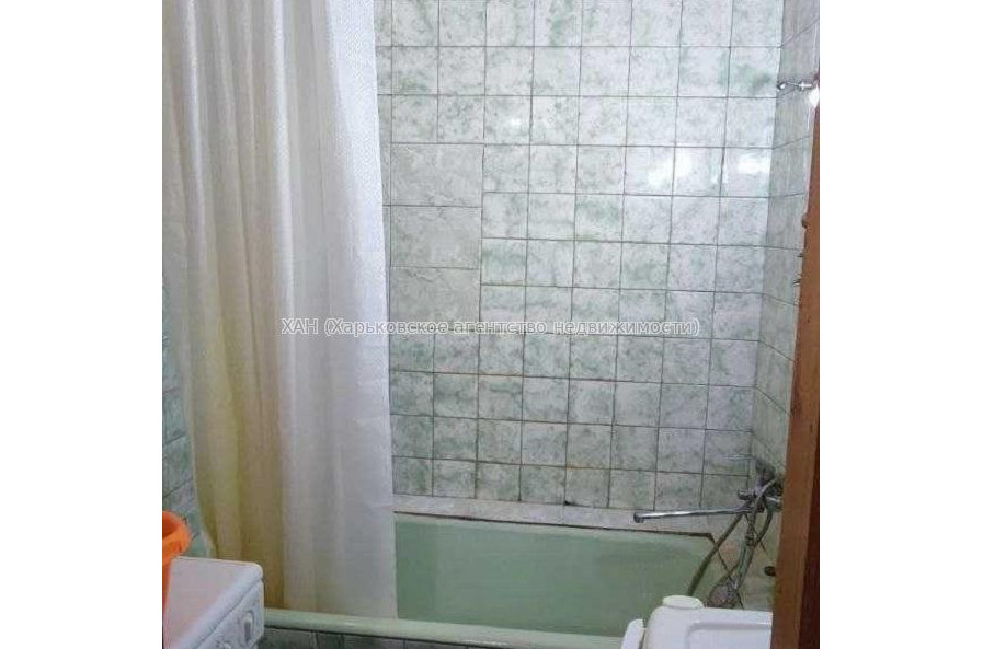 Продам квартиру, Отакара Яроша ул. , 2 кім., 57.20 м², косметический ремонт 