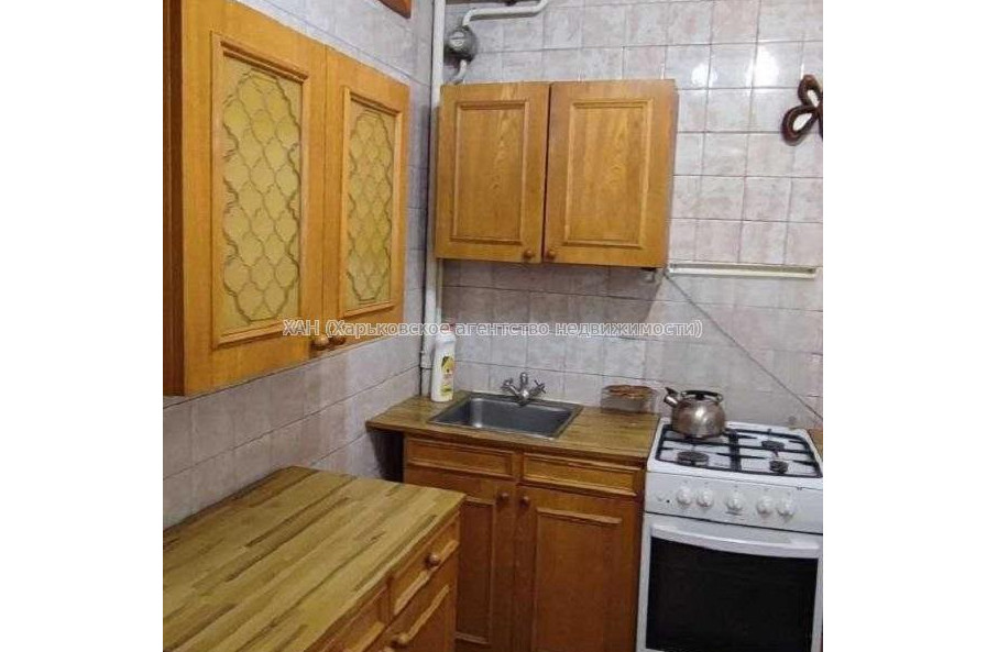 Продам квартиру, Отакара Яроша ул. , 2 кім., 57.20 м², косметический ремонт 
