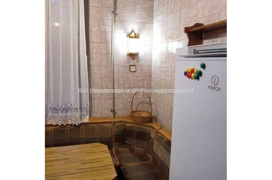 Продам квартиру, Отакара Яроша ул. , 2 кім., 57.20 м², косметический ремонт 