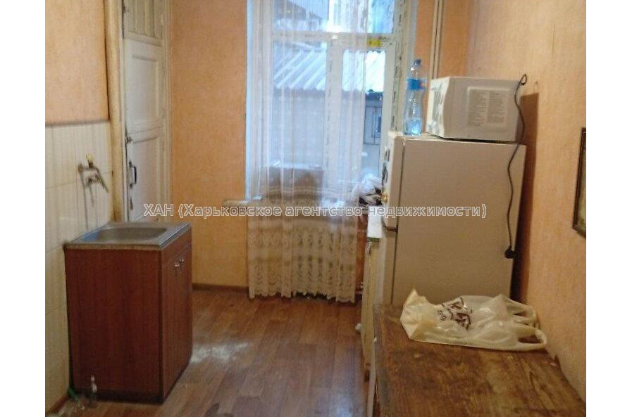 Продам квартиру, Чернышевская ул. , 3  ком., 70 м², без ремонта 