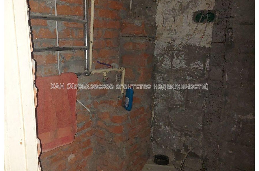 Продам квартиру, Гвардейцев Широнинцев ул. , 2 кім., 50 м², без отделочных работ 