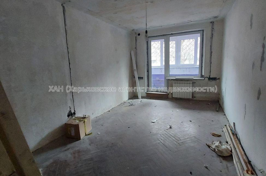 Продам квартиру, Гвардейцев Широнинцев ул. , 2 кім., 50 м², без отделочных работ 