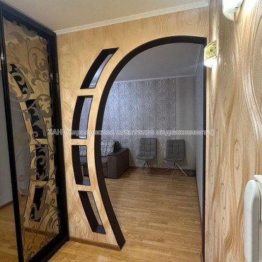 Продам квартиру, Академика Павлова ул. , 2 кім., 45 м², евроремонт 