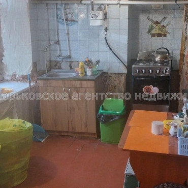 Здам квартиру, Рымарская ул. , 2 кім., 48 м², советский ремонт 