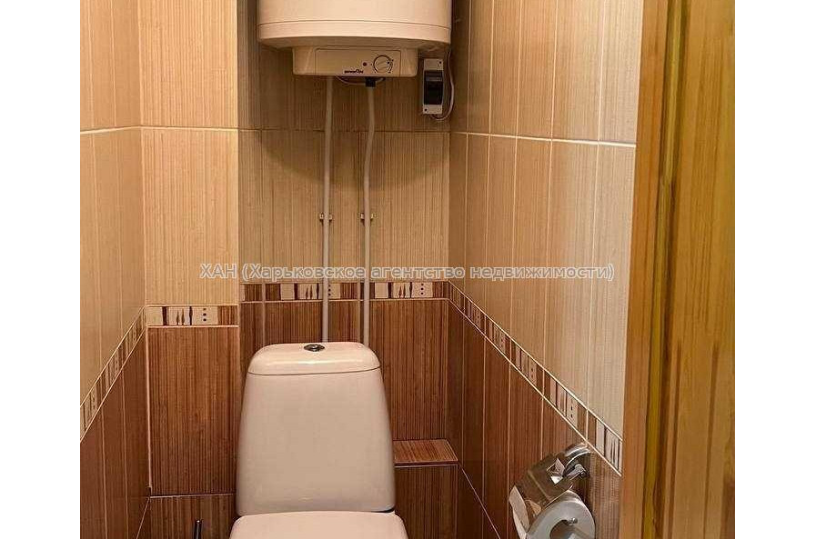 Продам квартиру, Победы просп. , 3 кім., 65 м², евроремонт 