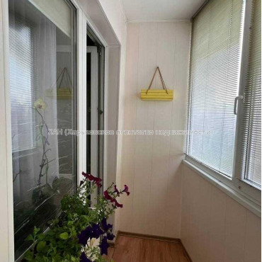 Продам квартиру, Победы просп. , 3 кім., 65 м², евроремонт 