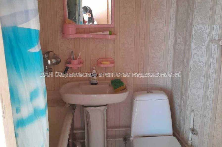 Продам квартиру, Гвардейцев Широнинцев ул. , 1 кім., 33 м², советский ремонт 