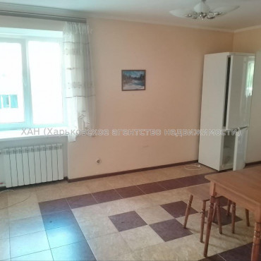 Продам квартиру, Отакара Яроша пер. , 3  ком., 64 м², капитальный ремонт 