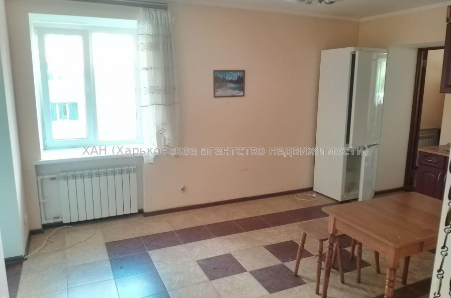 Продам квартиру, Отакара Яроша пер. , 3  ком., 64 м², капитальный ремонт 