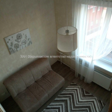 Продам квартиру, Хмельницкого Богдана ул. , 1  ком., 27 м², евроремонт 