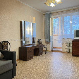 Здам квартиру, Юбилейный просп. , 34А , 1 кім., 30 м², косметический ремонт