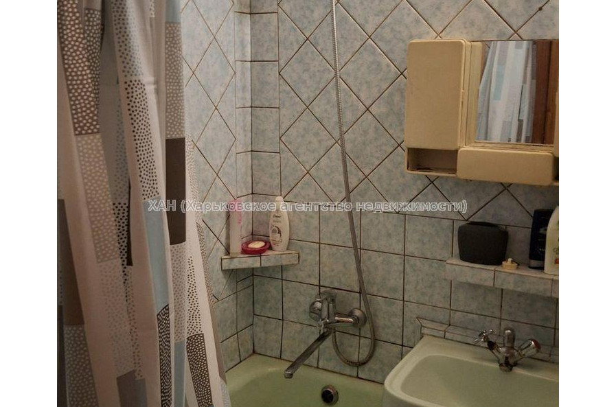 Продам квартиру, Салтовское шоссе , 1  ком., 33 м², косметический ремонт 