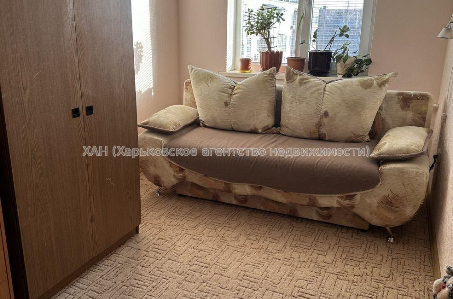 Продам квартиру, Ньютона ул. , 3  ком., 62 м², косметический ремонт 