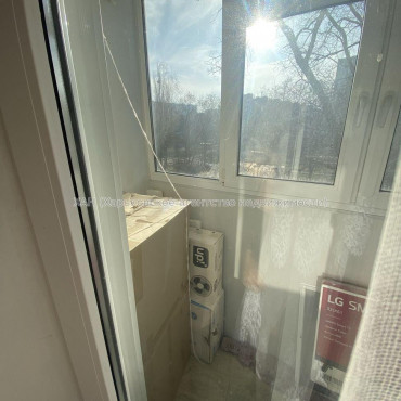 Продам квартиру, Непокоренных ул. , 1  ком., 33 м², евроремонт 