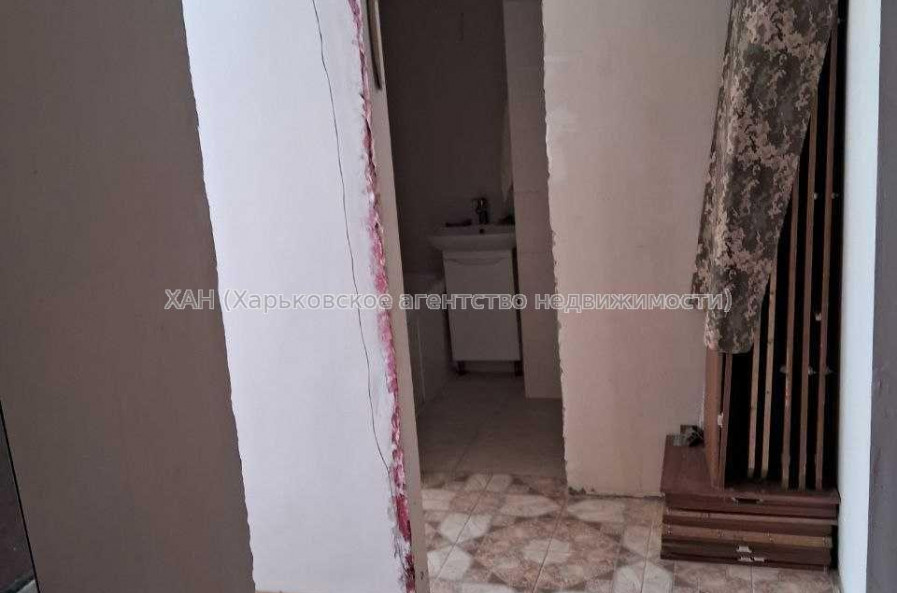 Продам квартиру, Валентиновская ул. , 2  ком., 46.80 м², частичный ремонт 