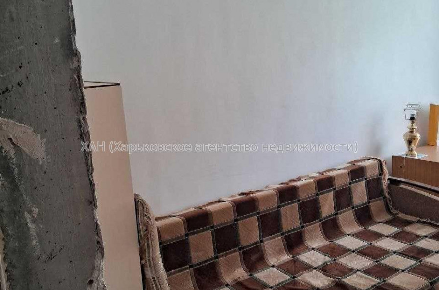 Продам квартиру, Валентиновская ул. , 2  ком., 46.80 м², частичный ремонт 