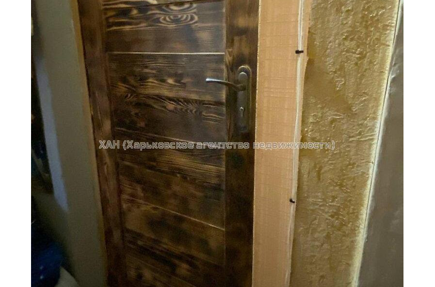 Продам квартиру, Локомотивная ул. , 1 кім., 18 м², косметический ремонт 