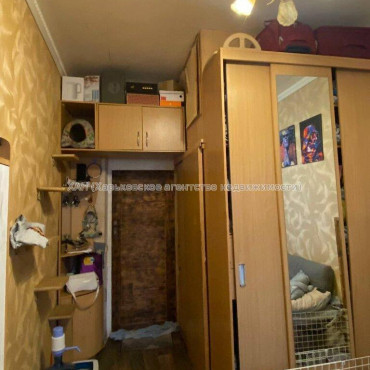 Продам квартиру, Локомотивная ул. , 1 кім., 18 м², косметический ремонт 