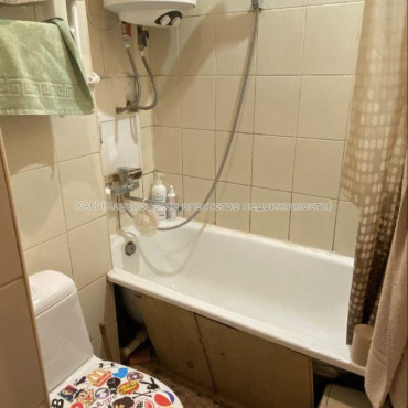 Продам квартиру, Локомотивная ул. , 1  ком., 18 м², косметический ремонт 