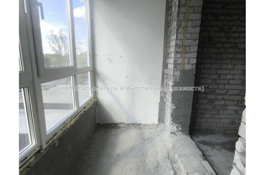 Продам квартиру, Героев Харькова просп. , 268Б , 1 кім., 43 м², без внутренних работ 