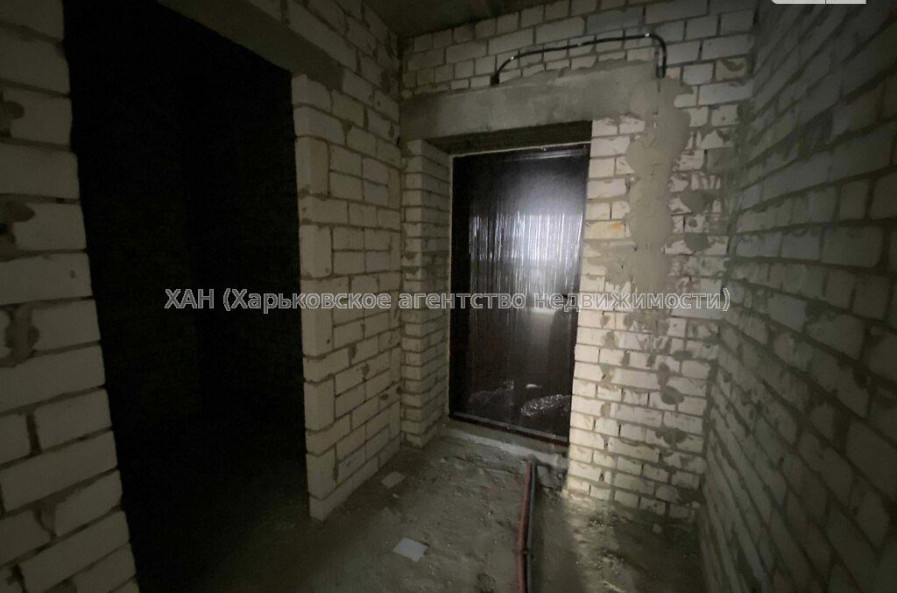 Продам квартиру, Героев Харькова просп. , 268Б , 1 кім., 43 м², без внутренних работ 