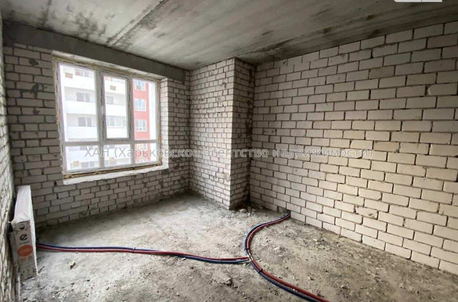 Продам квартиру, Героев Харькова просп. , 268Б , 1 кім., 43 м², без внутренних работ 