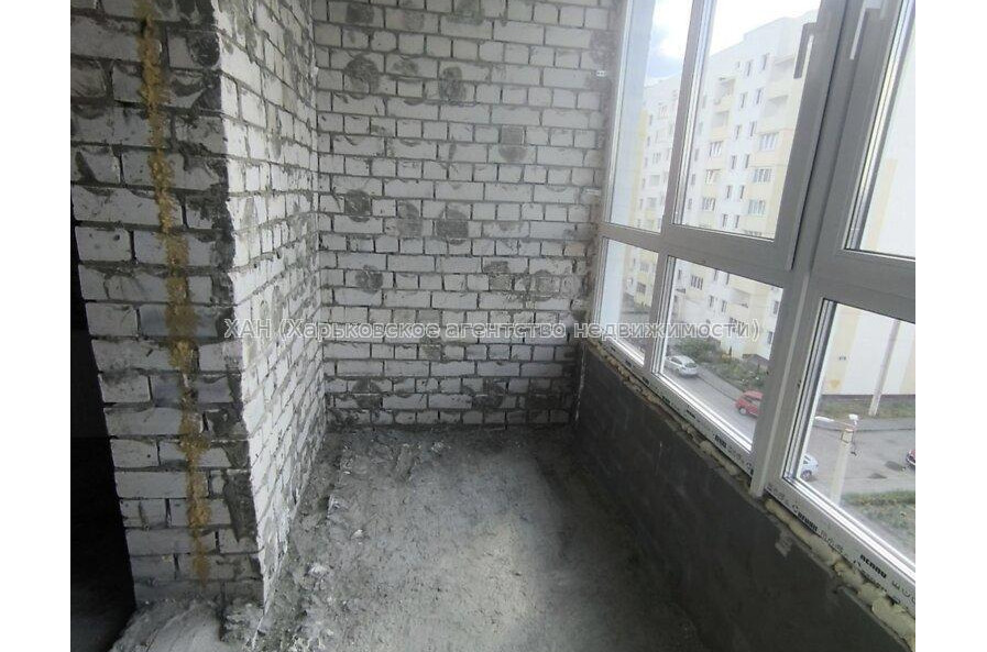 Продам квартиру, Героев Харькова просп. , 268Б , 1 кім., 43 м², без внутренних работ 