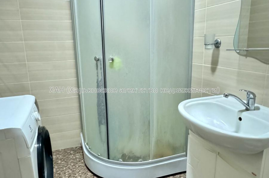 Продам квартиру, Ньютона ул. , 98 , 1  ком., 38 м², евроремонт 