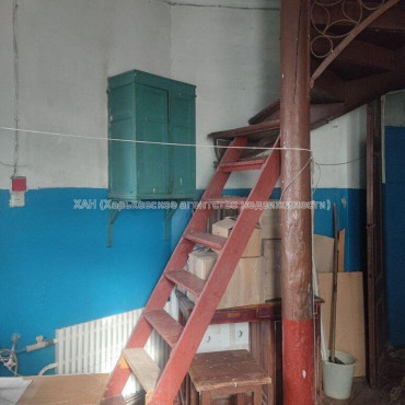 Продам квартиру, Людмилы Гурченко пер. , 2  ком., 41.50 м², советский ремонт 