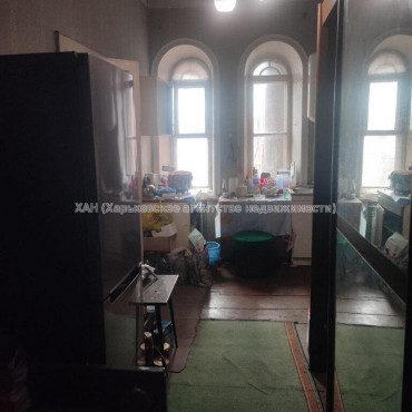 Продам квартиру, Людмилы Гурченко пер. , 2  ком., 41.50 м², советский ремонт 