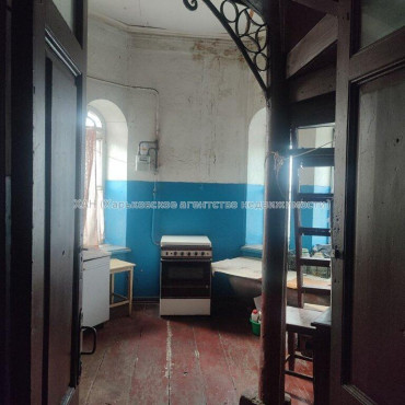 Продам квартиру, Людмилы Гурченко пер. , 2 кім., 41.50 м², советский ремонт 