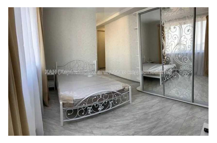 Продам квартиру, Победы просп. , 59 , 1 кім., 35 м², евроремонт 