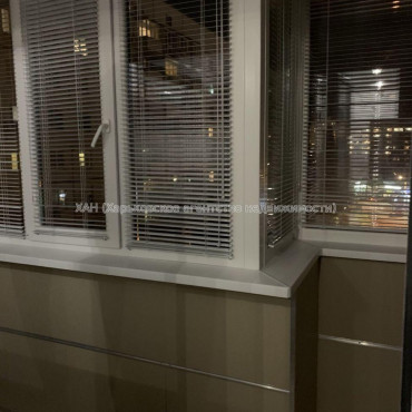 Продам квартиру, Ахсарова Энвера ул. , 4  ком., 81.50 м², авторский дизайн 