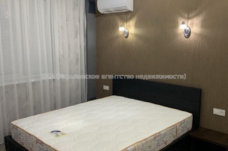 Продам квартиру, Ахсарова Энвера ул. , 4  ком., 81.50 м², авторский дизайн 