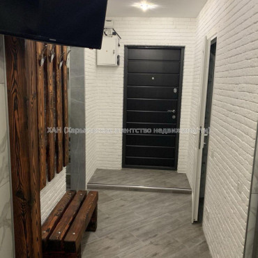 Продам квартиру, Ахсарова Энвера ул. , 4  ком., 81.50 м², авторский дизайн 