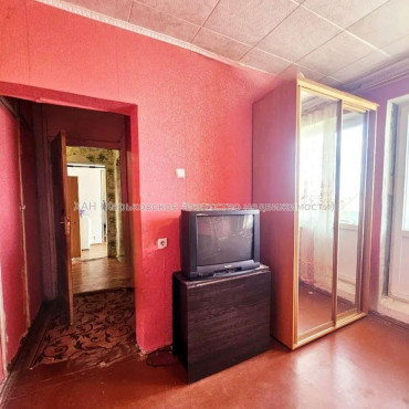 Продам квартиру, Гвардейцев Широнинцев ул. , 2  ком., 28 м², косметический ремонт 