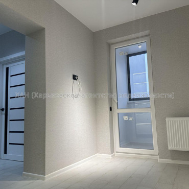 Продам квартиру, Борткевича ул. , 11 , 1 кім., 42.75 м², евроремонт 