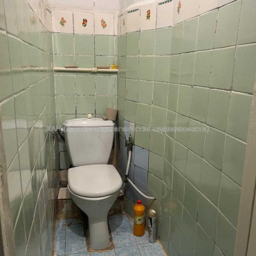 Продам квартиру, Бучмы ул. , 14 , 2 кім., 45 м², советский ремонт 