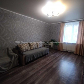 Продам квартиру, Автострадный пер. , 10 , 2 кім., 44 м², косметический ремонт