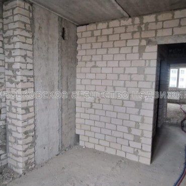 Продам квартиру, Мира ул. , 41 , 2  ком., 58 м², без внутренних работ 