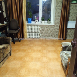 Продам квартиру, Гагарина ул. , 5 , 2 кім., 53 м², косметический ремонт