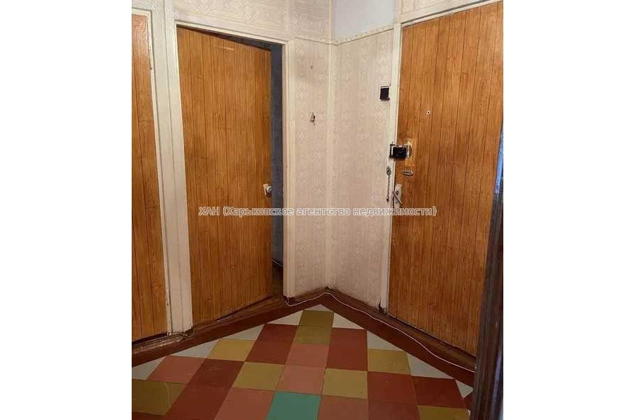 Продам квартиру, Непокоренных ул. , 70 , 2 кім., 46 м², советский ремонт 