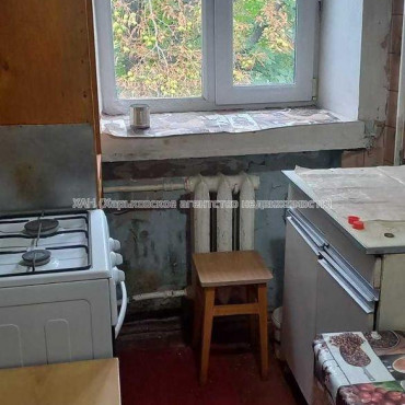 Продам квартиру, Байрона пр-т , 1 кім., 28 м², без ремонта 