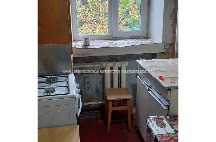 Продам квартиру, Байрона пр-т , 1 кім., 28 м², без ремонта 