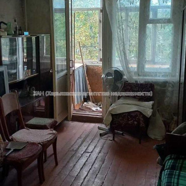 Продам квартиру, Байрона пр-т , 1 кім., 28 м², без ремонта 