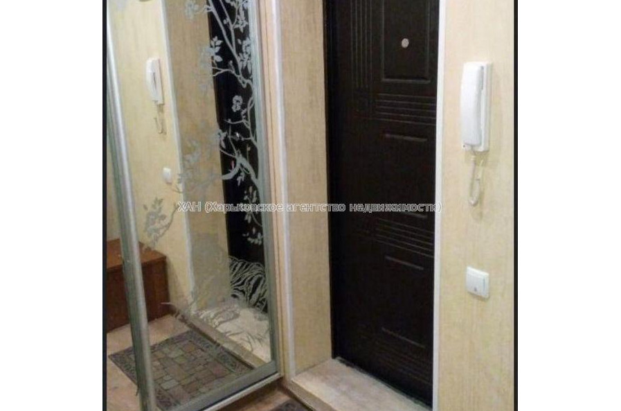 Продам квартиру, Валентиновская ул. , 1  ком., 33 м², капитальный ремонт 