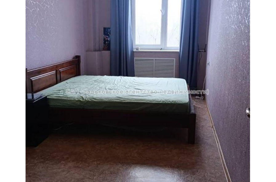 Продам квартиру, Александровский просп. , 2 кім., 64 м², капитальный ремонт 