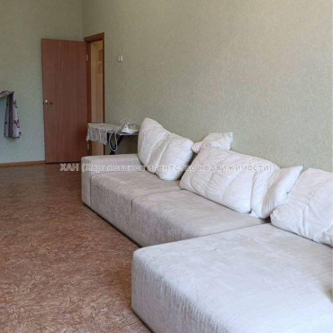 Продам квартиру, Александровский просп. , 2 кім., 64 м², капитальный ремонт 