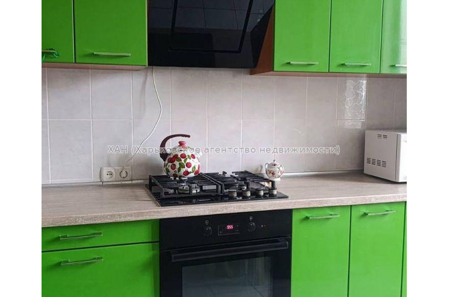 Продам квартиру, Александровский просп. , 2 кім., 64 м², капитальный ремонт 